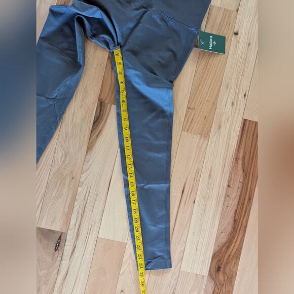 NWT Halara Seamless Leggings Size Medium - Picture 9 of 9